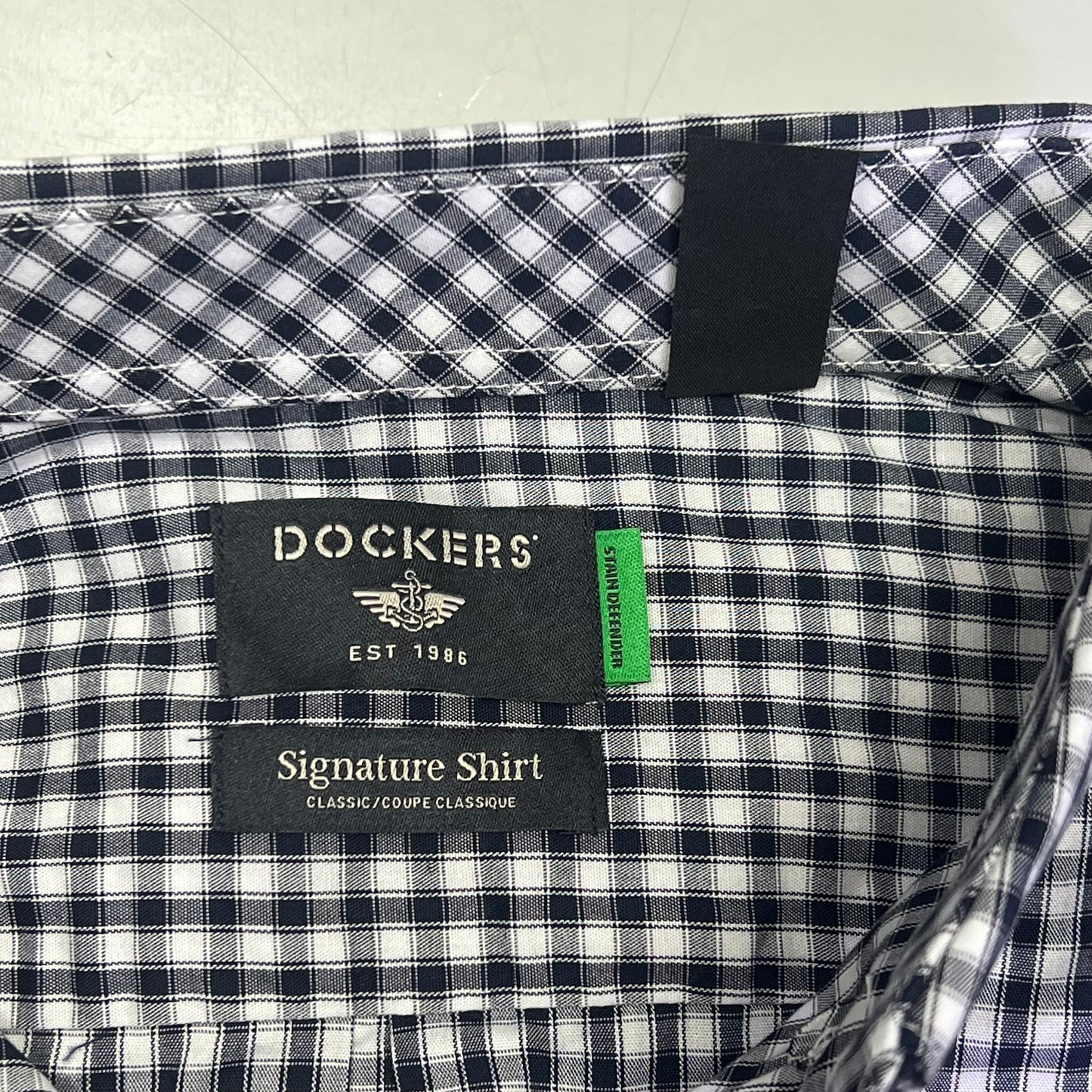 DOCKERS Signature Stain Defender Button Up Shirt Men's Sz L Navy Blue A42520010