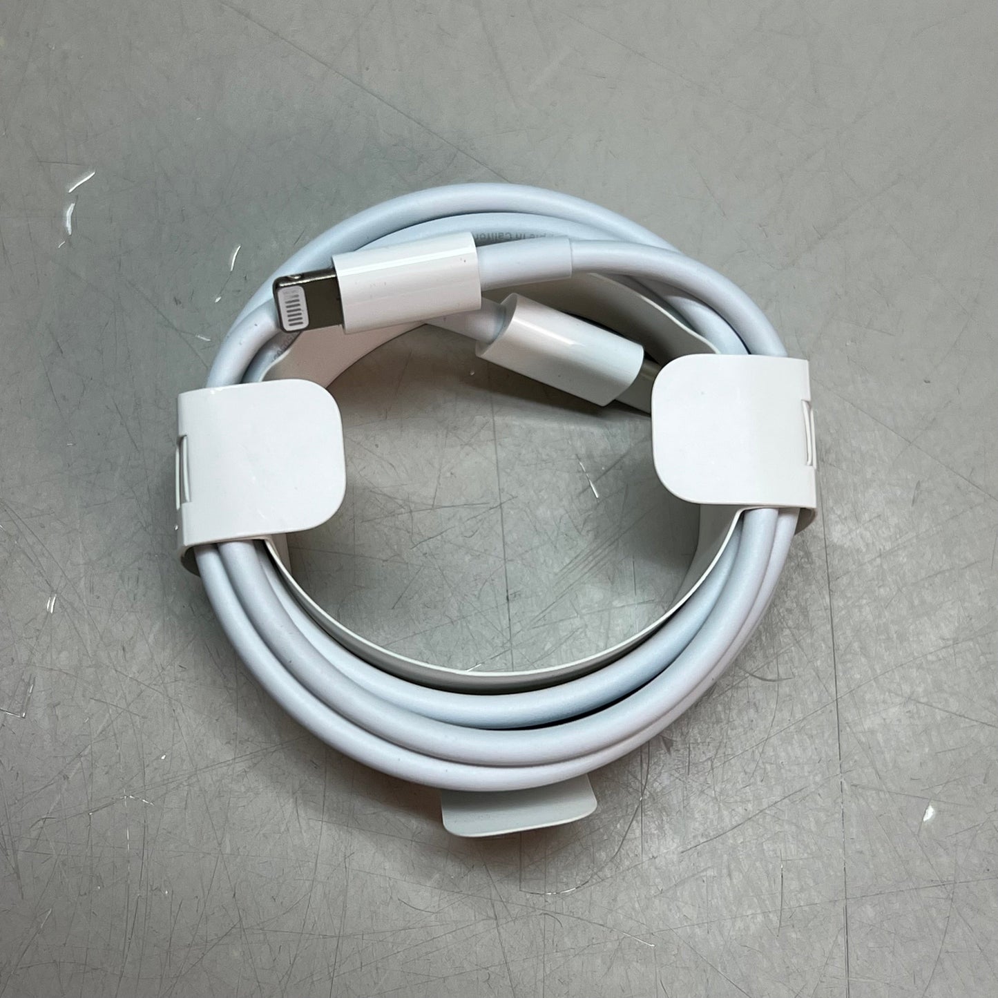 APPLE Fast Charging USB-C To Lightning Cable (2 M) White MQGH2AM/A (Return)