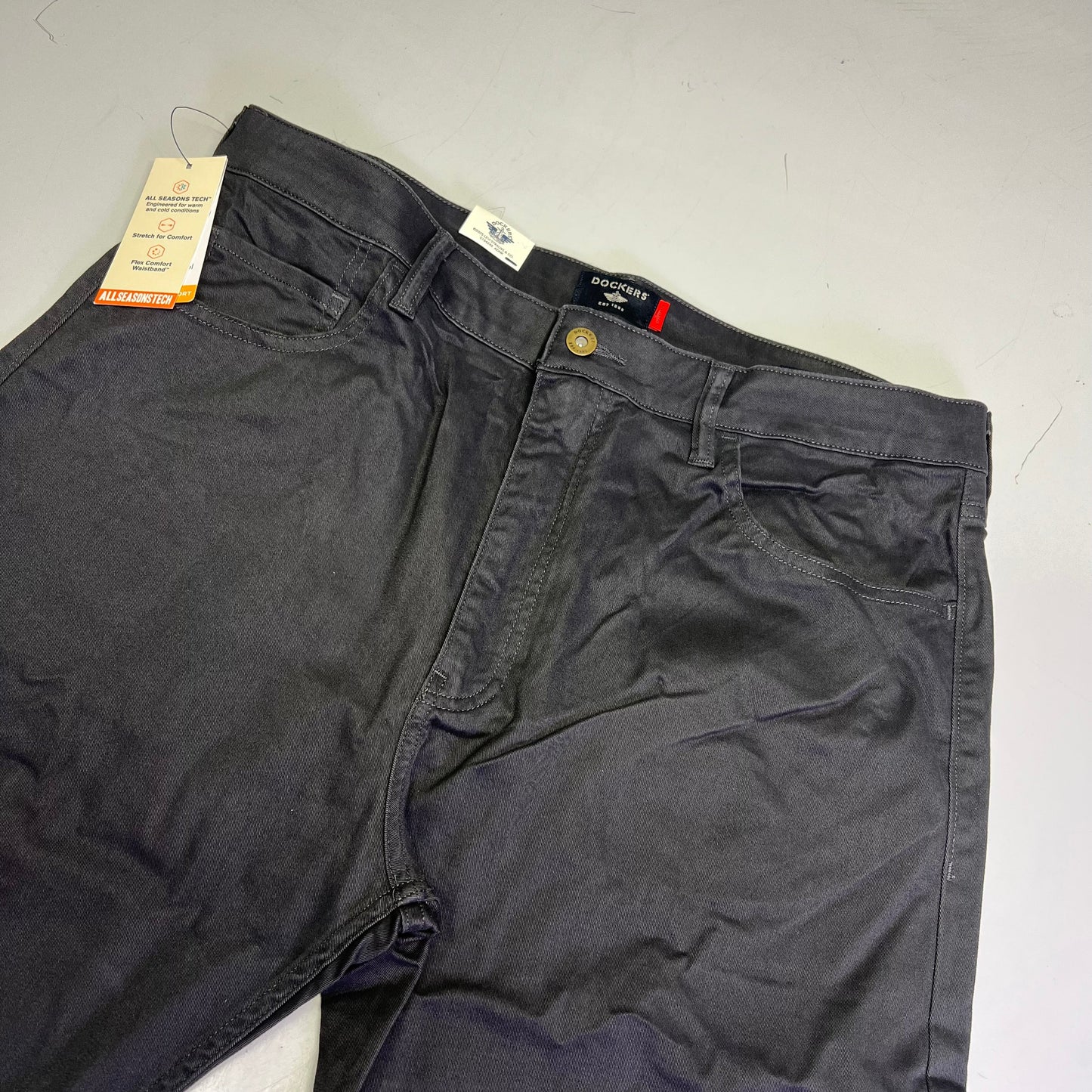 DOCKERS All Seasons Tech Straight Fit Jean Cut Pant Men's Sz 34x30 Steelhead